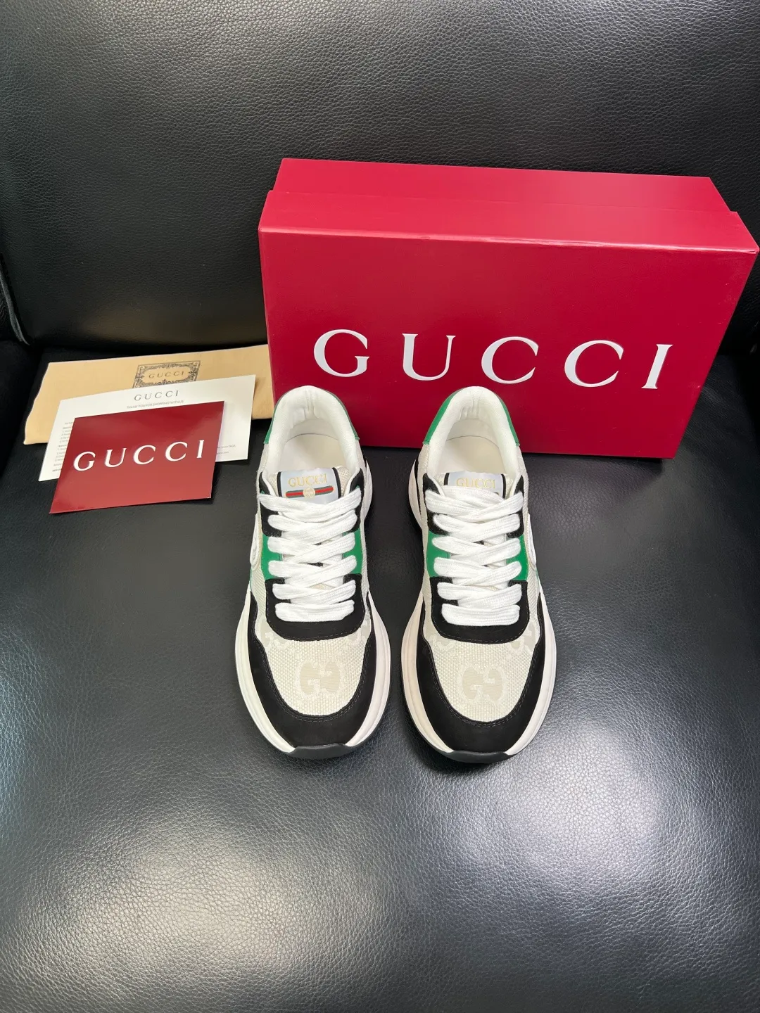 Men's shoes 💰800 Gucci top purchasing Gucci counter new model, original factory configuration imported cowhide from Italy with printed fabric, imported cowhide lining, breathable and comfortable, sole: original factory special sole is super comfortable, original factory and single goods are high quality, welcome to compare, code number 38-44 (customized 45)